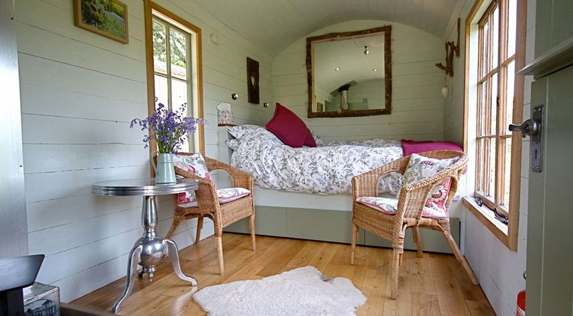 Photo of 1 Bed in Forest Coal Pit