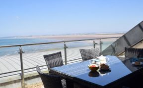 Photo of 3 Bed in Westward Ho