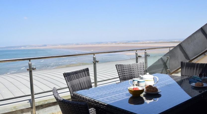Photo of 3 Bed in Westward Ho