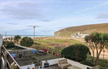 Ocean Blue Holiday Cottage