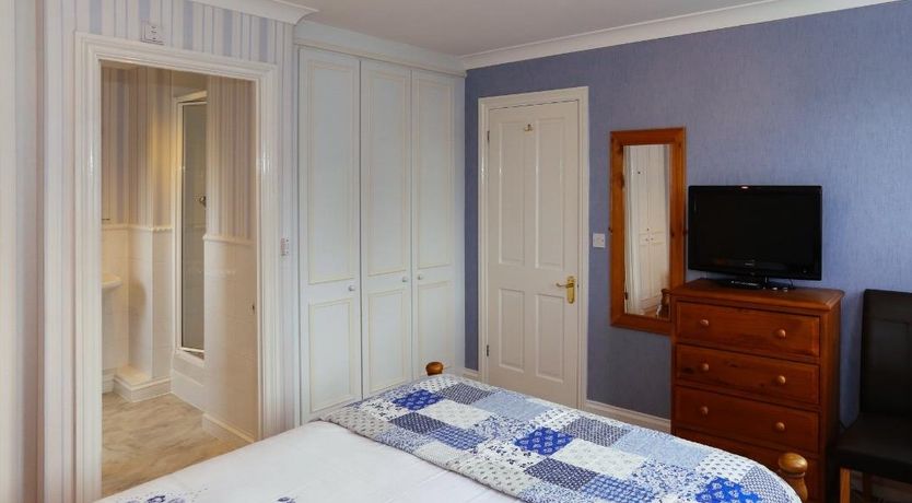 Photo of Glebe House