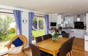 Glebe House Holiday Home