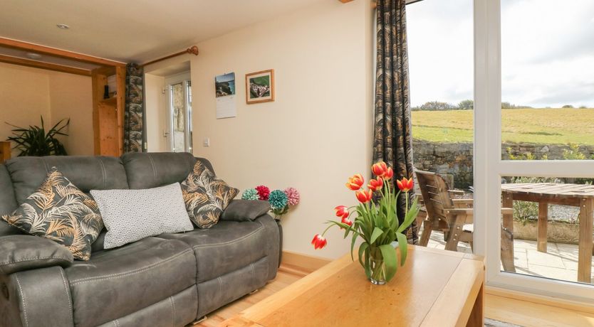 Photo of Mynheer Farm Barn