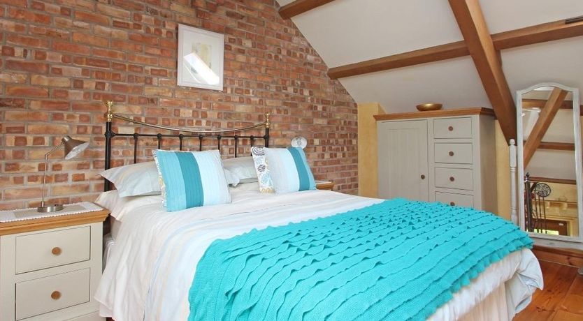 Photo of Summer House