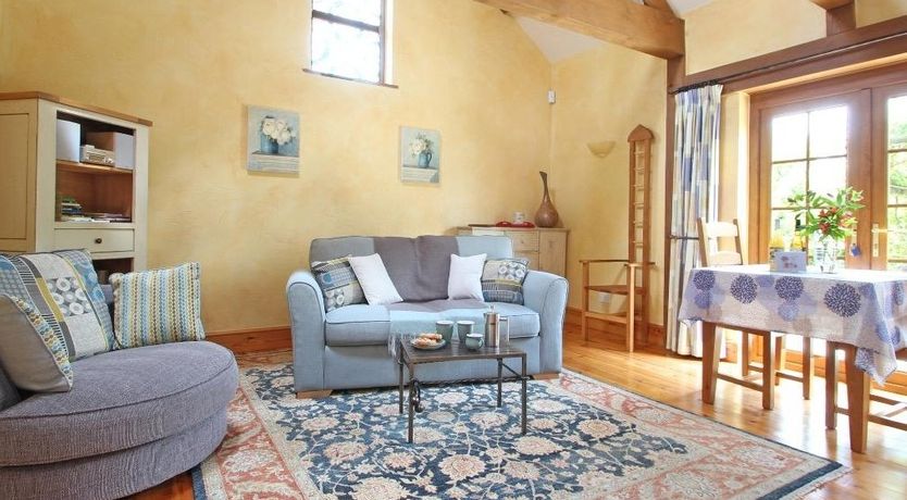 Photo of Summer House