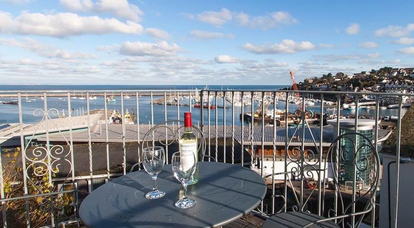 Photo of Blue Horizon