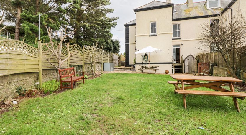 Photo of Penare House