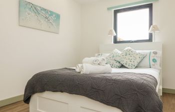 Oakwood Holiday Cottage