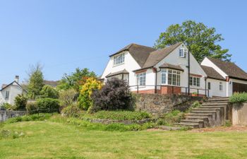 Charlesworth Holiday Cottage