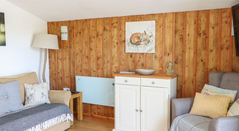 Photo of Lakeside Lodge