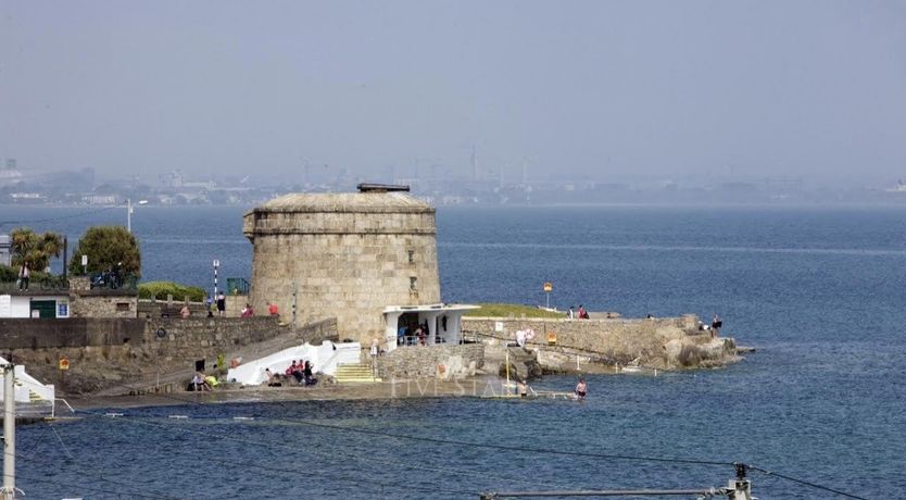 Photo of Villa By The Sea