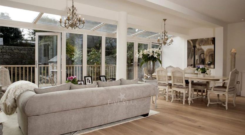 Photo of Villa By The Sea