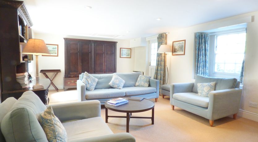 Photo of Farm Cottage