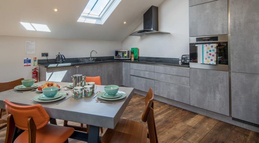 Photo of 2 Bed in High Bickington