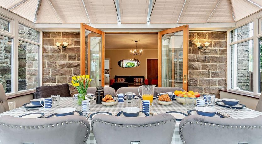 Photo of 4 Bed in Matlock