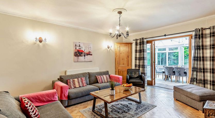 Photo of 4 Bed in Matlock