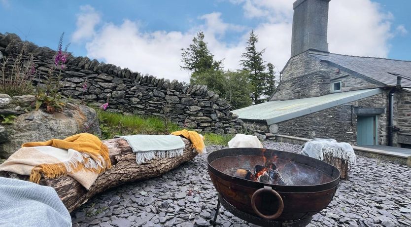 Photo of 4 Bed in Llanrwst