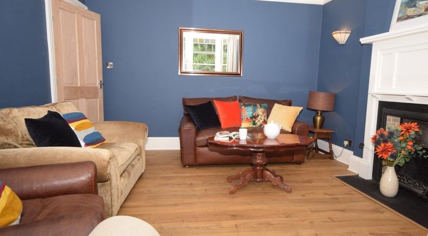 Photo of 6 Bed in Combe Martin