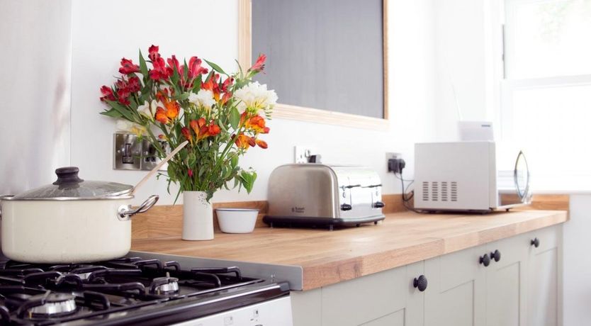 Photo of 6 Bed in Combe Martin