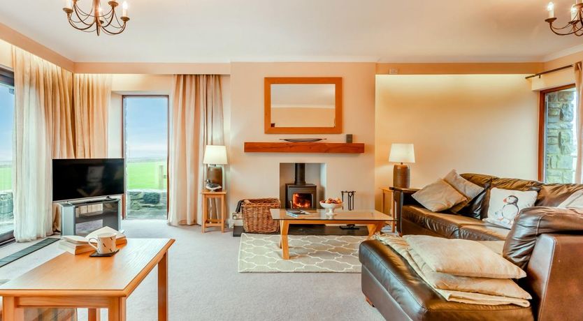 Photo of 3 Bed in Marloes