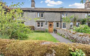Photo of 2 Bed in Middleton-by-Youlgrave