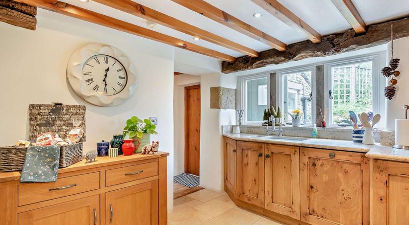 Photo of 2 Bed in Middleton-by-Youlgrave