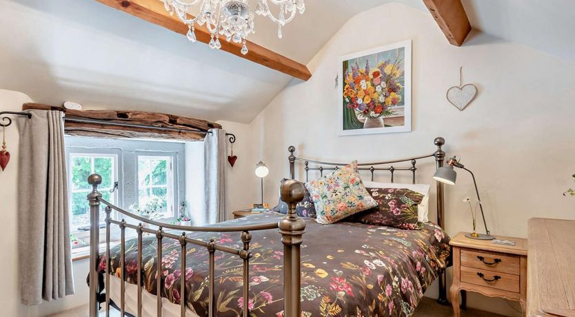 Photo of 2 Bed in Middleton-by-Youlgrave