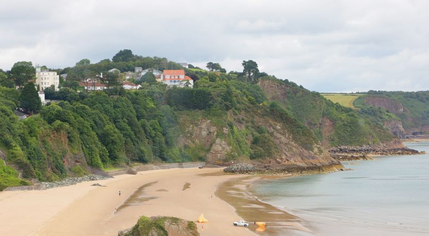 Photo of 1 Beachtop Court