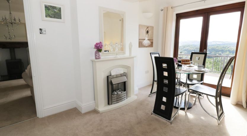 Photo of Hillview Cottage