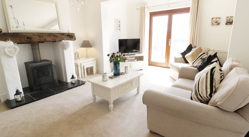 Photo of Hillview Cottage