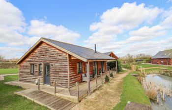 Lily-pad Lodge Holiday Cottage