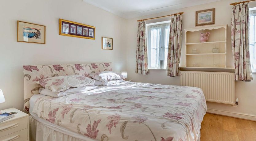 Photo of 1 Bed in Gilwern