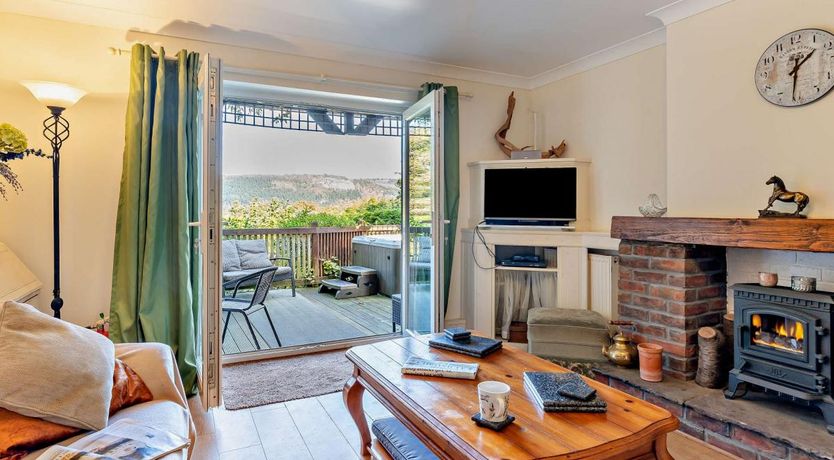 Photo of 1 Bed in Gilwern