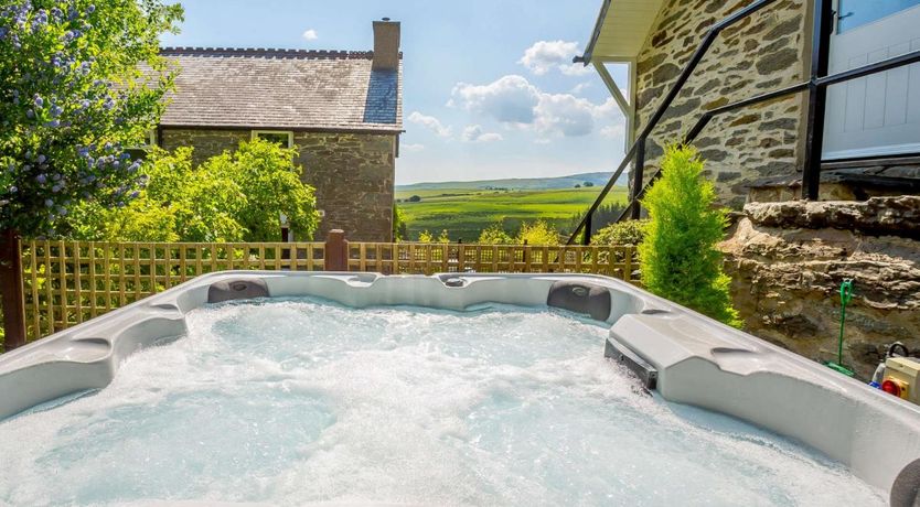 Photo of 1 Bed in Ty Nant