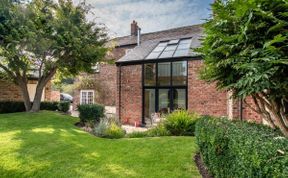 Photo of in Richmond 6mls (52779)