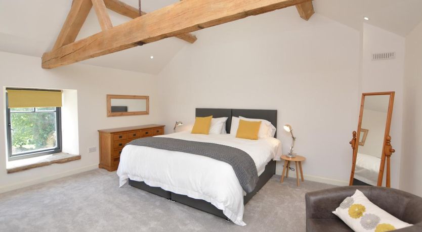 Photo of 2 Bed in Matlock