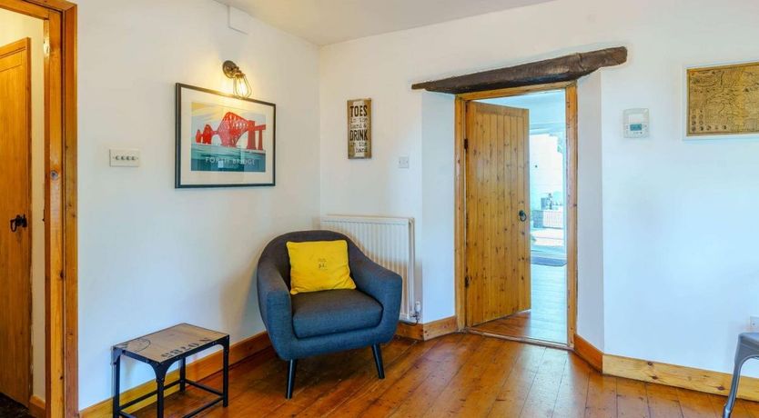 Photo of 4 Bed in Saundersfoot