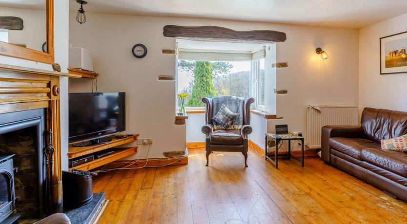 Photo of 4 Bed in Saundersfoot