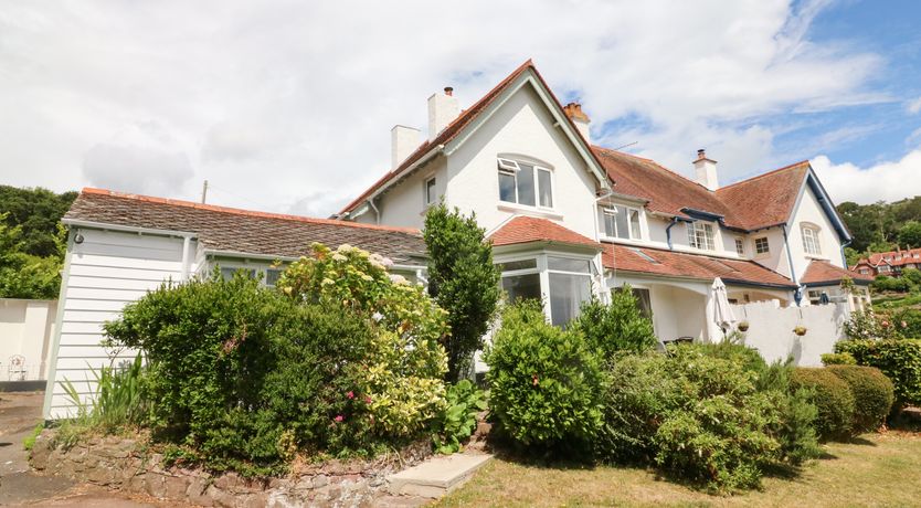 Photo of 2 Moorlands