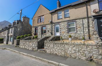 Bythynnod Newydd Holiday Cottage