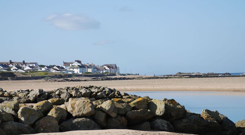 Photo of Maelog, 14 Tides Reach