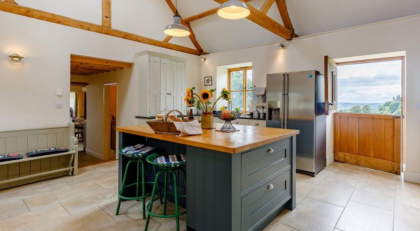 Photo of 4 Bed in Ludlow