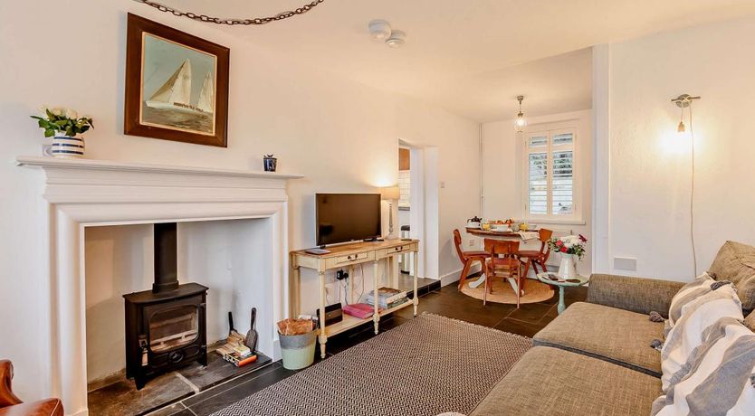 Photo of 2 Bed in Appledore