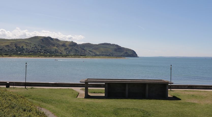 Photo of Beach House (Ty Traeth)