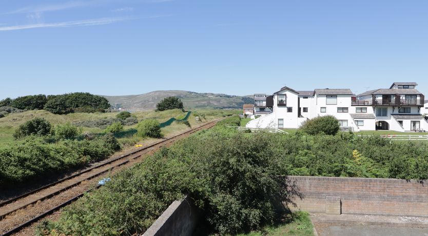 Photo of Beach House (Ty Traeth)