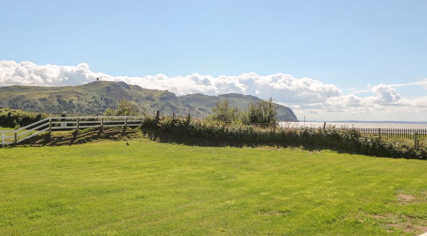 Photo of Beach House (Ty Traeth)