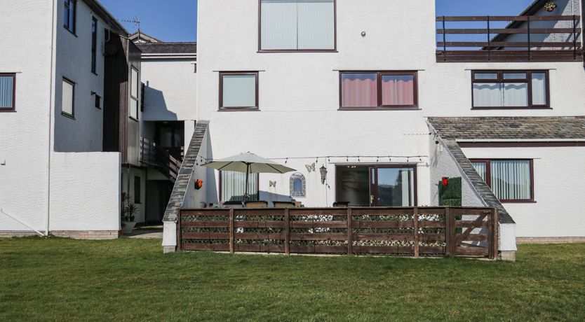Photo of Beach House (Ty Traeth)