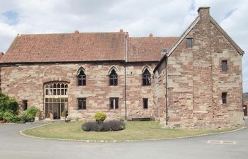 in Goodrich (CHL04) Holiday Cottage