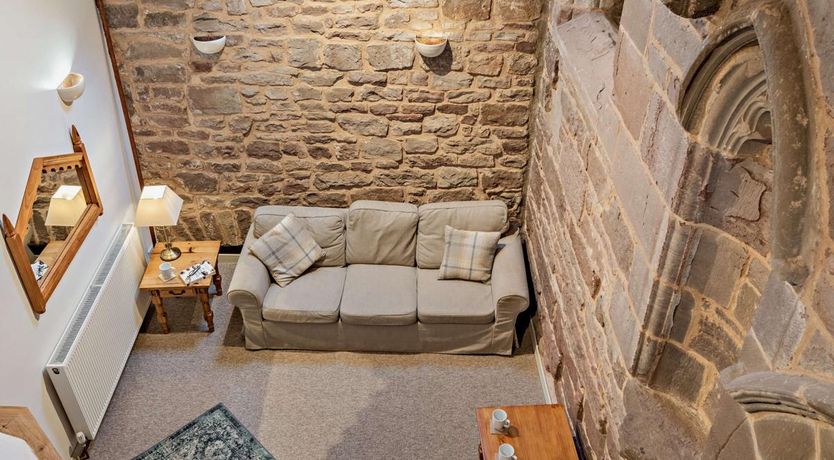 Photo of 2 Bed in Goodrich