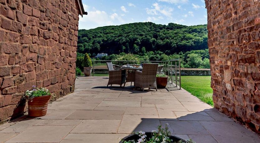 Photo of 2 Bed in Goodrich